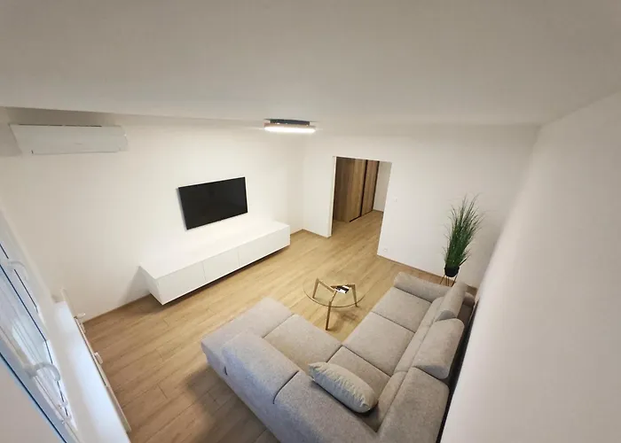 Ra2n * באנסקה ביסטריצה